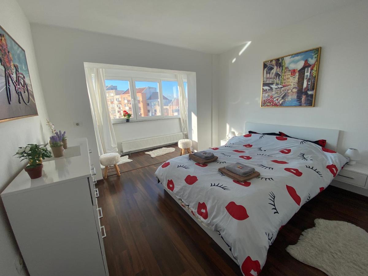Luxury Apartament Intim Area Apartment Арад Екстериор снимка