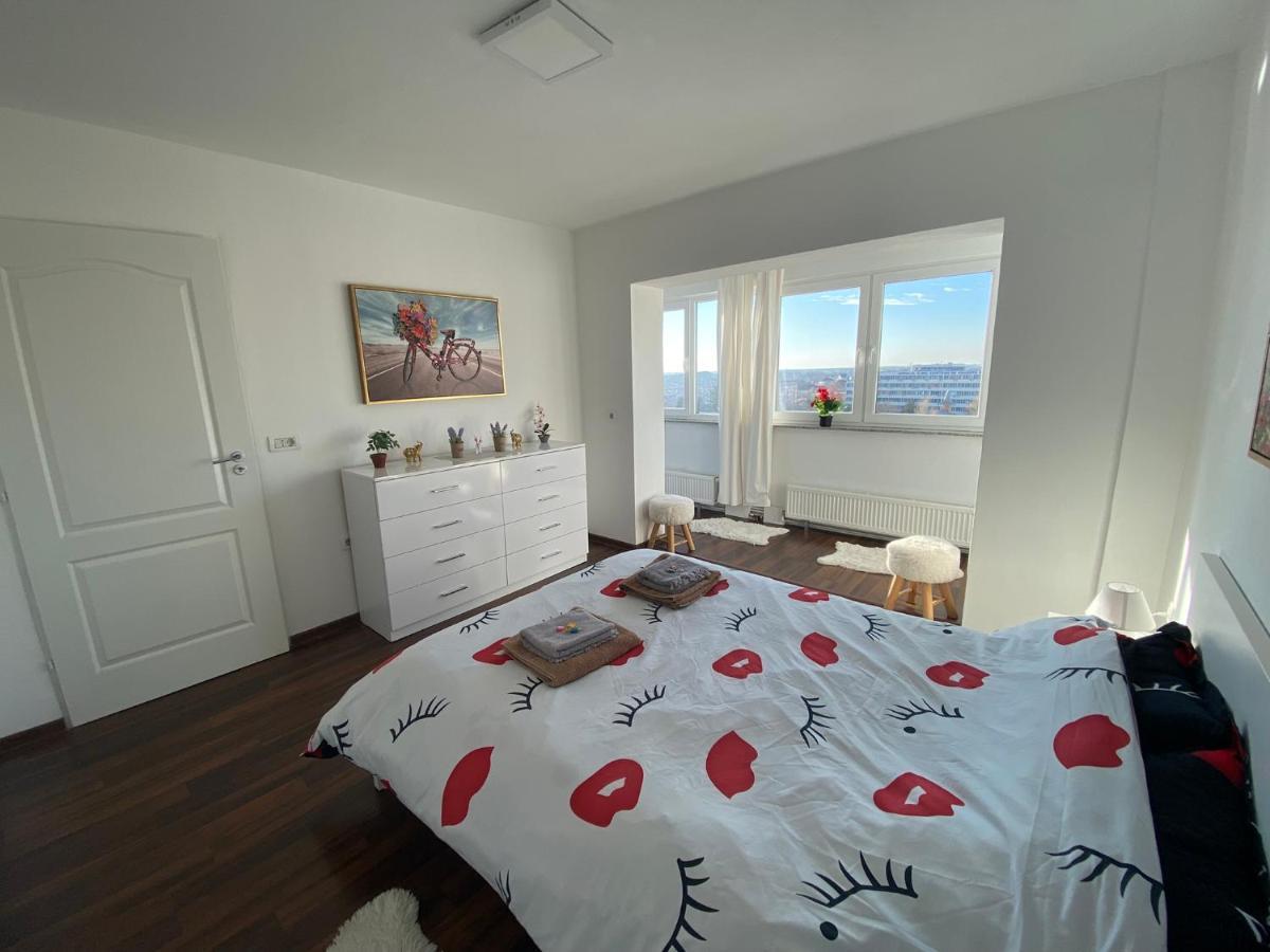 Luxury Apartament Intim Area Apartment Арад Екстериор снимка
